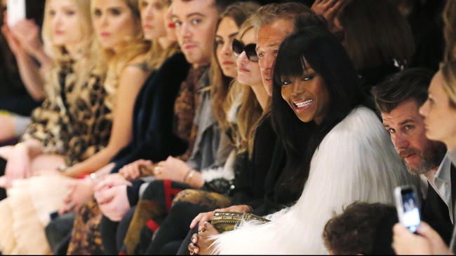 Koleksi Baru Burberry Berdetail Perca dan Bordir
