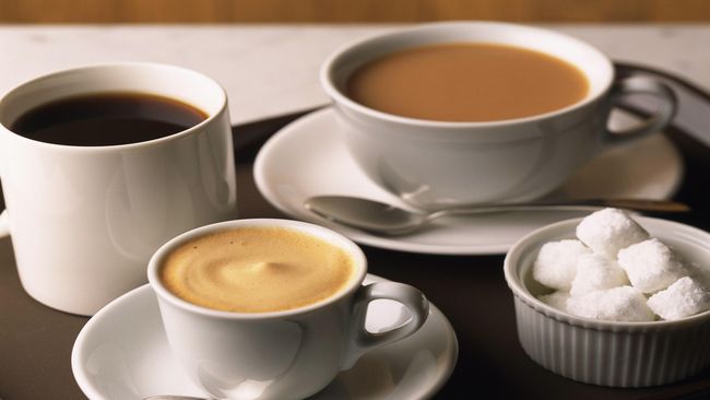 Solusi utama ketika Anda sedang terburu-buru adalah memesan segelas kopi. Segelas kopi ini bisa diminum sambil berjalan.