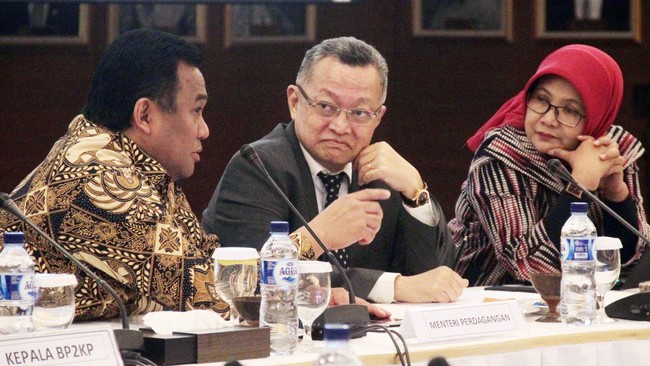 Faktor besar yang membedakan ekonomi Indonesia saat ini dengan 1998 adalah situasi politik yang jauh lebih kondusif.