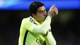 FIFA Tolak Kurangi Hukuman Luis Suarez