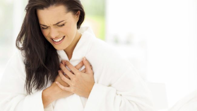 Perempuan memiliki risiko serangan jantung yang sama besar dengan pria, namun gejalanya berbeda.