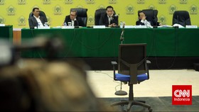 Kubu Ical Jadikan Rekomendasi Mahkamah Alasan Absen Sidang