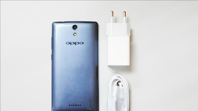 Tahun 2014, OPPO memperkenalkan teknologi charging tercepat di industri smartphone – VOOC Flash Charge.