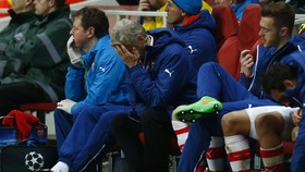 Wenger Anggap Arsenal 'Bunuh Diri' Lawan Monaco