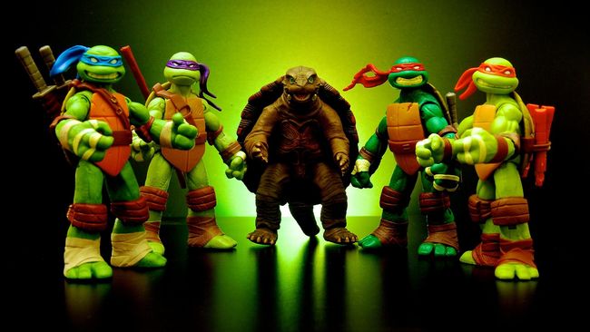 Pada pekan ketiga April 2020, Bioskop Trans TV kembali menayangkan sejumlah film aksi seperti The Green Hornet, Ghost Rider, serta Teenage Mutant Ninja Turtles.