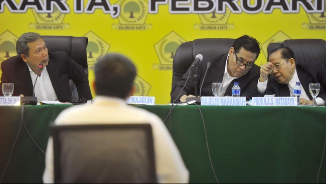 Sidang dengan agenda pembacaan putusan ini digelar setelah sebelumnya Mahkamah Partai Golkar menggelar tiga kali sidang. 