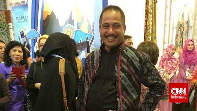 Pernyataan resmi dari pihak Unpad membantah tuduhan bahwa Menteri Pariwisata tersebut pemegang ijazah palsu. 