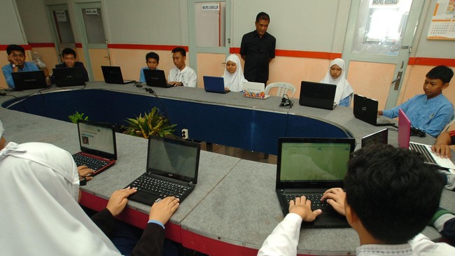 Korea Selatan masih jadi negara dengan koneksi Internet tercepat di dunia. Berikut data lengkap 10 negara dengan koneksi Internet tercepat menurut Akamai.