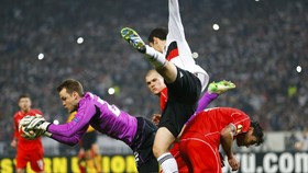 Pencetak Gol Kemenangan Liverpool Puji Simon Mignolet