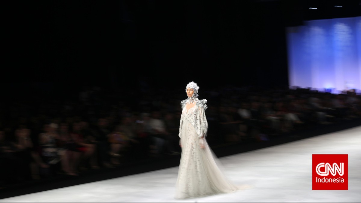 Thalassa, Koleksi Karya Ivan Gunawan di IFW 2015