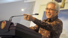 Iwan Fals Soal Ide Sri Mulyani Tarik Pajak YouTuber: Iya Bu