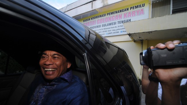 Ketua DPP Partai Golkar Bahlil Lahadalia menunjuk Muhiddin Muhammad Said sebagai pelaksana tugas (Plt) Ketua DPD Golkar Sulsel menggantikan Taufan Pawe.