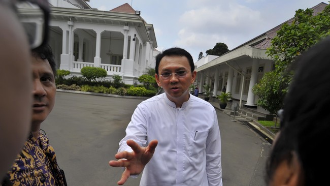 Hingga saat ini, sudah terkumpul 533 ribu Kartu Tanda Penduduk yang memberikan dukungan kepada Ahok untuk kembali duduk di kursi Gubernur.