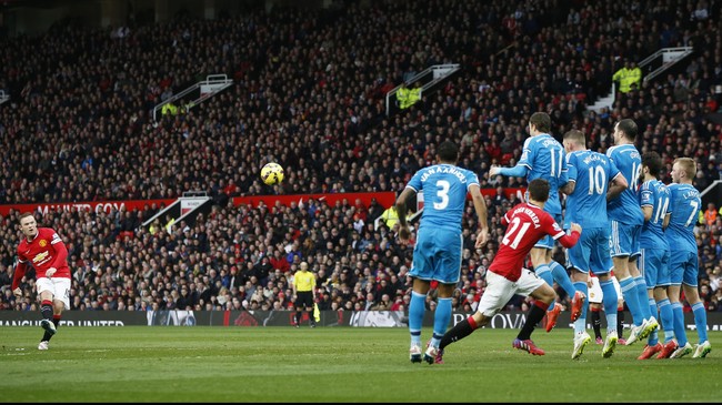 Wayne Rooney akhirnya mencetak gol lagi di Liga Primer Inggris pasca dua bulan. United pun sukses menang 2-0 atas Sunderland.