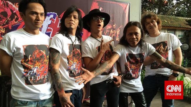 Grup band /Rif bakal mewujudkan keinginan lama mereka: menembus pasar internasional. "Rekaman di Abbey Road adalah langkah pertama kami."
