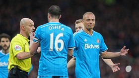 Saat O'Shea dan Brown Susah Dibedakan