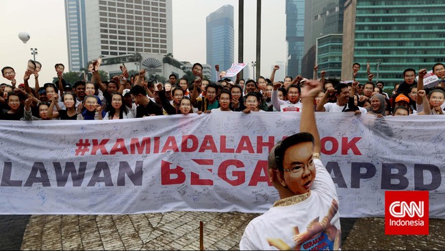 Irjen Kemdikbud Haryono Umar menegaskan, setiap warga negara memiliki kewajiban untuk melaporkan indikasi korupsi kepada KPK.