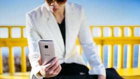 HTC akan PHK 1.500 Karyawan