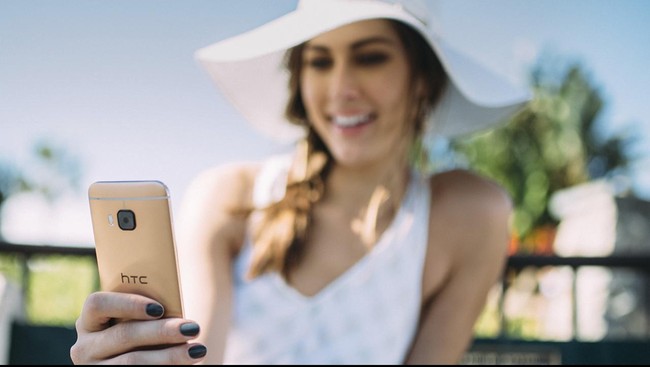 HTC berencana untuk mengurangi jumlah karyawan dan tipe ponsel yang akan mereka rilis di 2016. Ini semua demi penghematan.