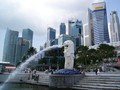 Singapura Denda Warga yang Duduk Dekatan hingga Rp100 Juta