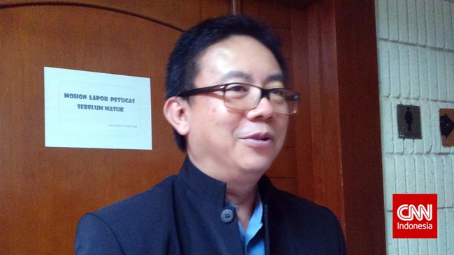 Ketua Komisi Hukum Dewan Pers Yosep Adi Prasetyo menyatakan pemberitaan Majalah Tempo merupakan ranah dewan pers. Sebab obyeknya produk jurnalistik.
