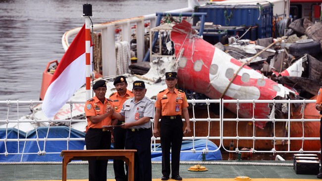 Pembuatan akta kematian para korban menjadi hambatan utama dalam pemberian asuransi kepada pihak keluarga korban.