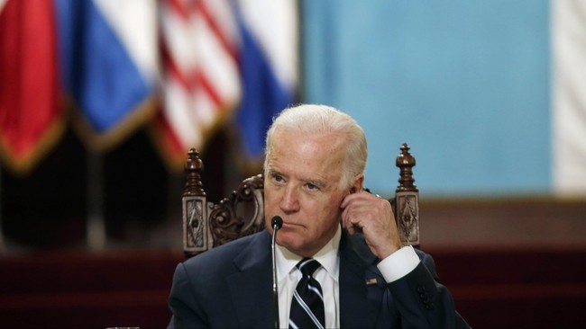Menurut Wakil Presiden AS Joe Biden, Trump dengan berbagai retorikanya yang kontroversial justru akan membahayakan AS.