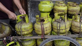 Polisi Gerebek Pabrik Pengoplos Gas Tiga Kilogram di Gianyar