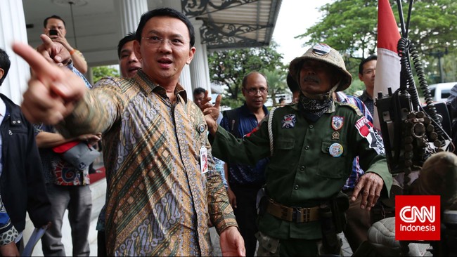 Anggota Komisi E DPRD DKI Jakarta Ahmad Nawawi menyatakan komisinya tidak pernah mengusulkan pengadaan buku perjalanan hidup Ahok senilai Rp 30 miliar.
