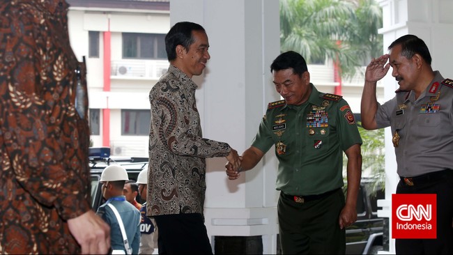Anggaran pertahanan akan meningkat dari Rp 102 triliun hingga Rp 200 triliun pada 2017 menurut keterangan Sekretaris Kabinet Andi Widjajanto.