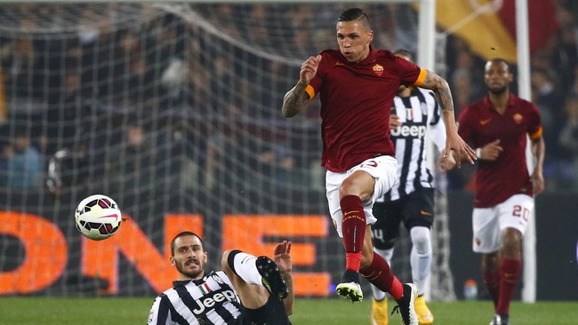 Sepanjang musim ini AS Roma tak pernah kalah di kandang. Namun, enam pertandingan terakhir tim ibu kota Italia itu selalu berakhir dengan hasil imbang.