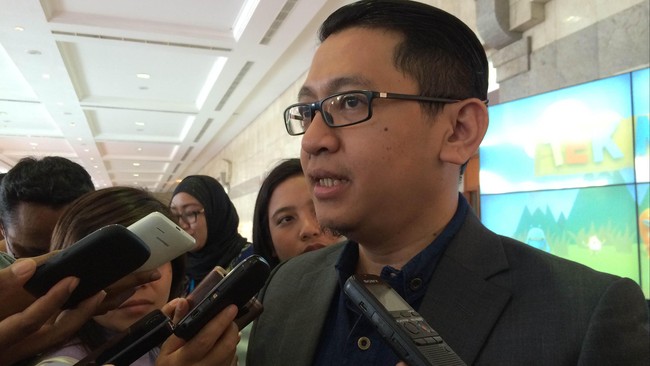 Pameran Mega Bazaar dan Focus 2015 yang diadakan di tiga kota yakni Jakarta, Makassar, dan Yogyakarta menargetkan transaksi Rp 475 miliar.