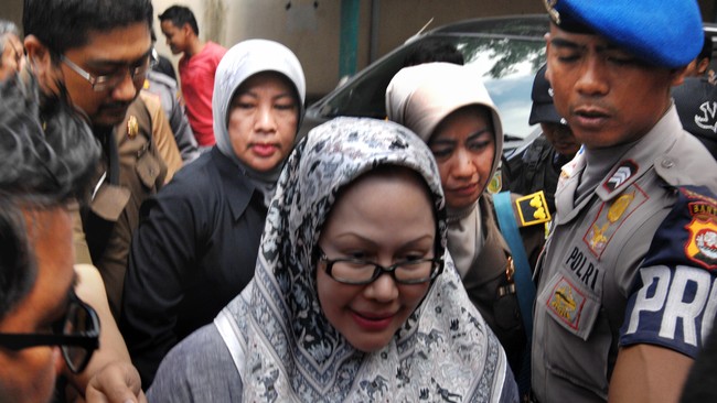 Surat Keputusan Presiden soal pemberhentian Atut telah dikirim ke DPRD Banten. Dua pekan ke depan, Plt Gubernur Rano Karno akan diangkat menggantikan Atut.