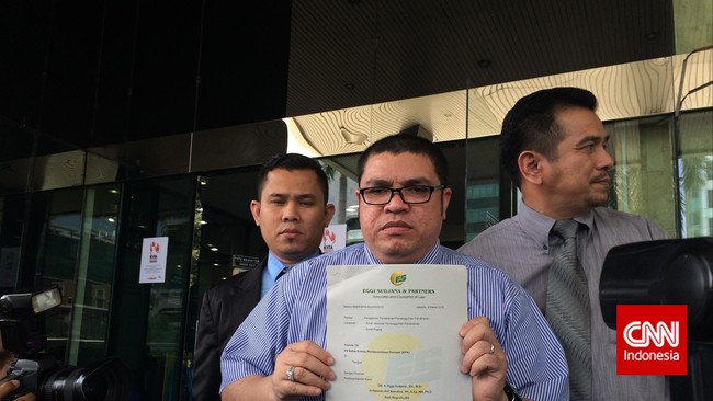Maqdir mengungkap, Razman tidak berkontribusi apapun dalam praperadilan BG, bahkan langkah Razman di Kejagung untuk kasus BG tak diketahui pengacara BG lainnya.