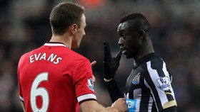 Jonny Evans Pilih Tinggalkan ManUtd untuk Gabung WBA