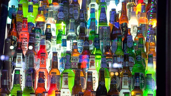 Penolakan kuat warga membuat Ahok menutup kemungkinan pembangunan kawasan pelacuran legal di Jakarta. Namun izin untuk toko minuman beralkohol terus dikaji.
