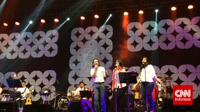 Bawakan Lagu-lagu Jadul, Dian Pramana Putra 'Sihir' Penonton