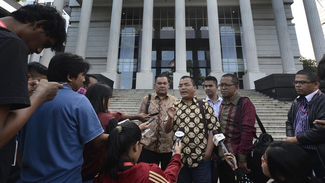 Mangkir panggilan pertama, bekas Wamenkumham Denny Indrayana menyatakan akan hadir pada panggilan polisi Kamis (12/3) lusa untuk kasus payment gateway.