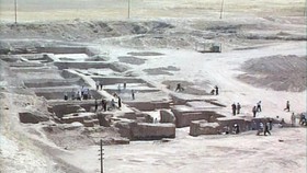 ISIS Buldoser Kota Kuno Asiria di Irak