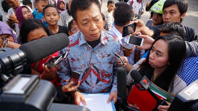 Terpidana mati asal Indonesia, Zainal Abidin, harus bersiap menghadapi regu tembak setelah PK keduanya ditolak hakim Mahkamah Agung.