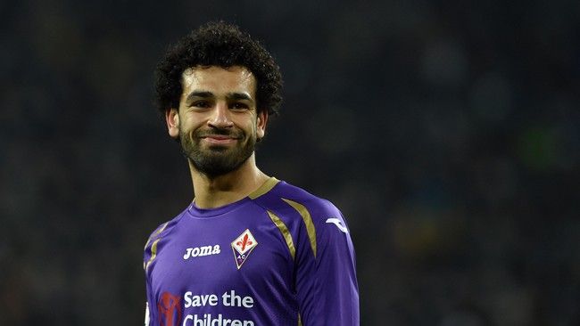 Mohamed Salah kembali membuat publik Liga Italia terbelalak dengan dua golnya ke gawang Juventus. Sebenarnya siapa penyerang asal Mesir ini?