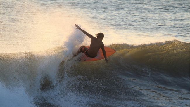 Sebelum pandemi virus Corona, Simeulue ramai didatangi wisatawan domestik dan mancanegara untuk surfing.