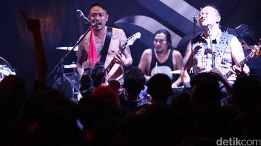 Buluk eks Superglad Tilap Uang Rp4,2 Miliar, Tak Hadiri Pemakaman Ibu