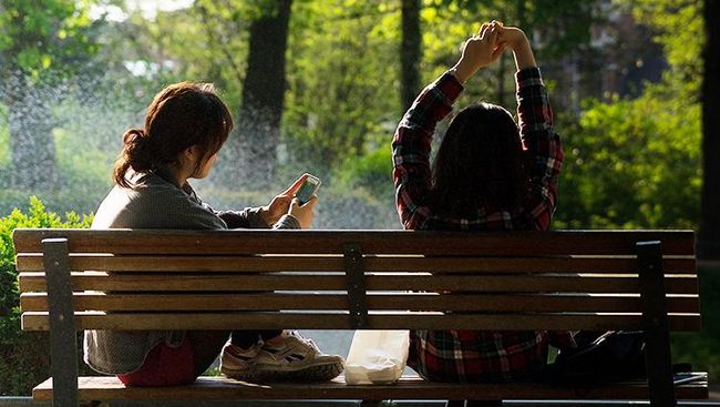 Selain terkenal sebagai surga kuliner dan pusat belanja, Bandung juga menyimpan banyak destinasi wisata yang sayang untuk dilewatkan saat musim liburan.