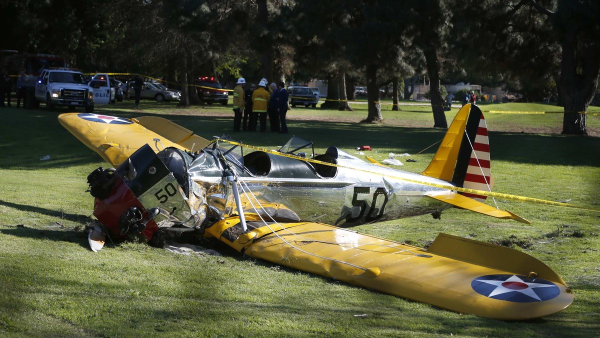 'Hidung Bengkok' Pesawat Harrison Ford