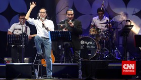 Mencintai Islam Lewat Musik Dian PP