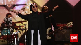 Melly Goeslaw-Vidi Aldiano Gelar Tribute Ashraf Sinclair