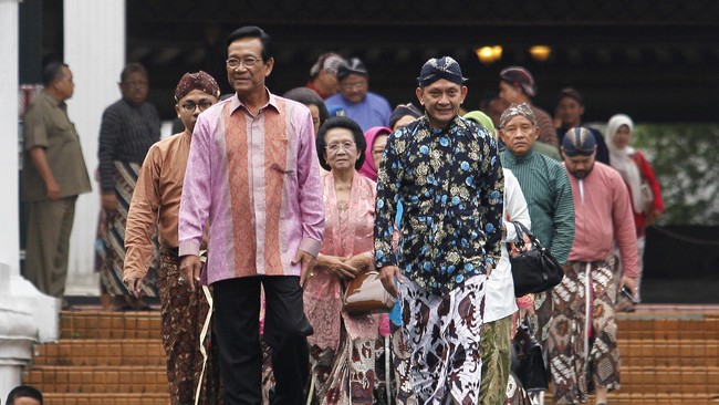 Baik Polda DIY maupun BNN membantah kabar penangkapan menantu Sultan Hamengkubuwono X berinisial WN di Sleman semalam.