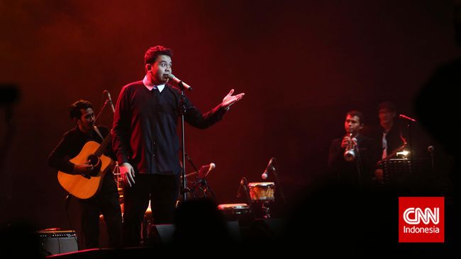 Tulus tak benar-benar silam saat merilis lagu Pamit pada Februari lalu. Si Gajah masih eksis dan merilis lagu baru Ruang Sendiri.