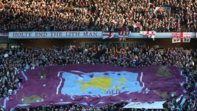 Charlie Pye, Bocah Enam Tahun yang Nyaris Jadi Manajer Villa